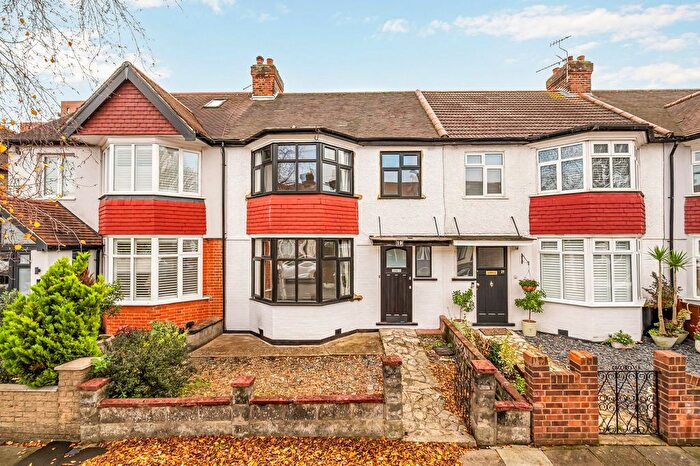 3 Bedroom Terraced House For Sale In Court Way, Acton, W3