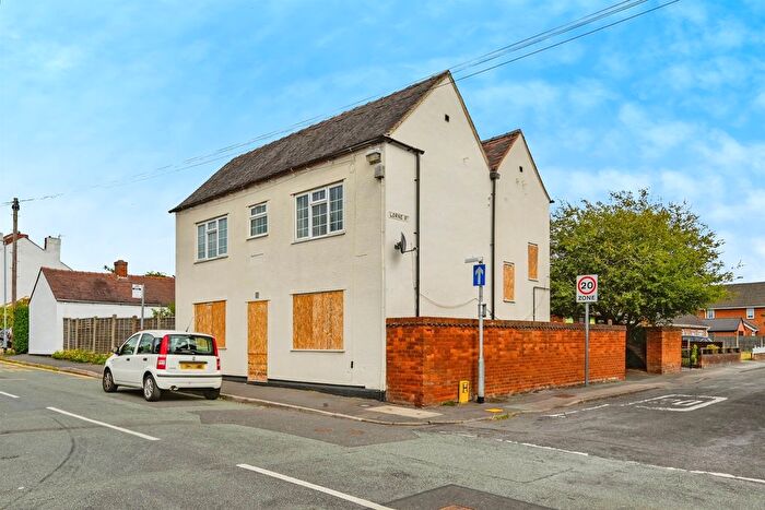 5 Bedroom Detached House For Sale In Ironstone Road, Burntwood, WS7
