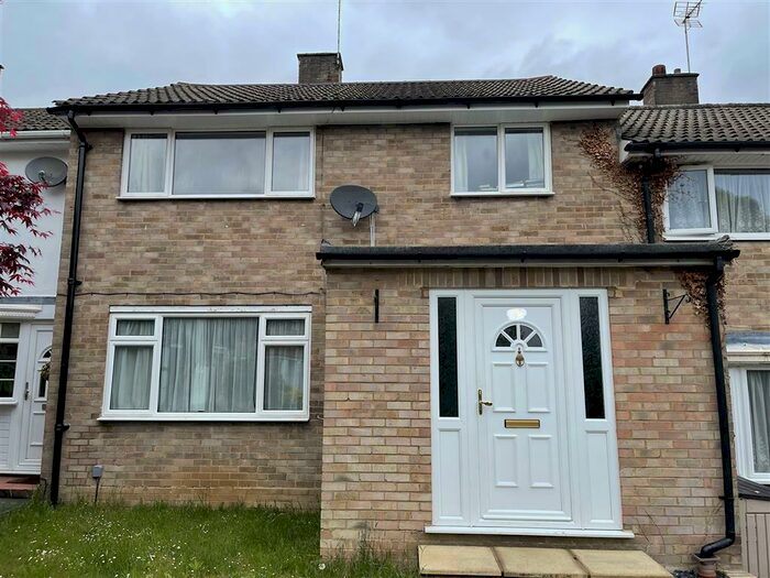 3 Bedroom House To Rent In Feacey Down, Hemel Hempstead, HP1