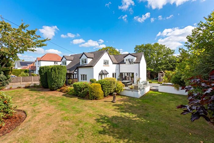 4 Bedroom Detached House For Sale In Creskeld Lane, Bramhope, Leeds, LS16