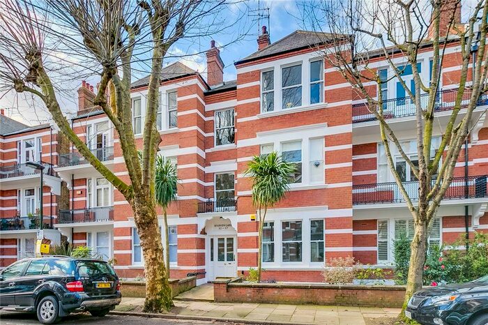 2 Bedroom Flat To Rent In Riverview Gardens, Barnes, SW13