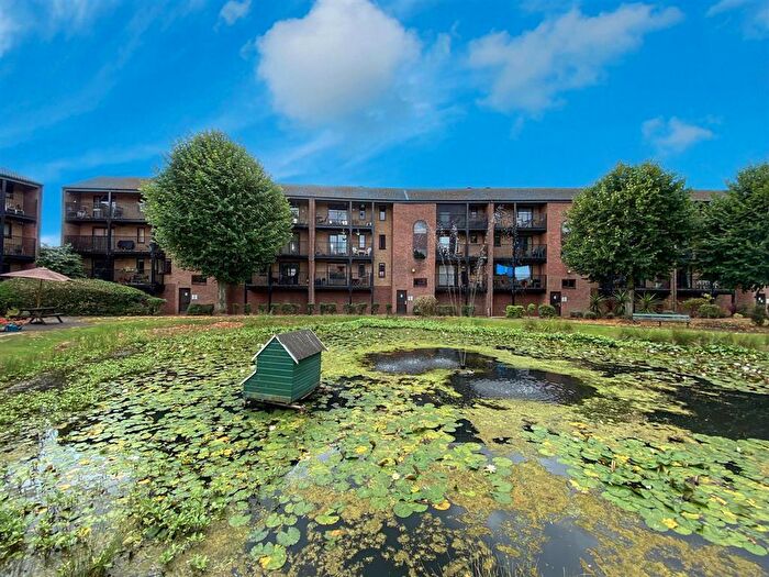 1 Bedroom Apartment To Rent In Alderney Street, Nottingham, NG7