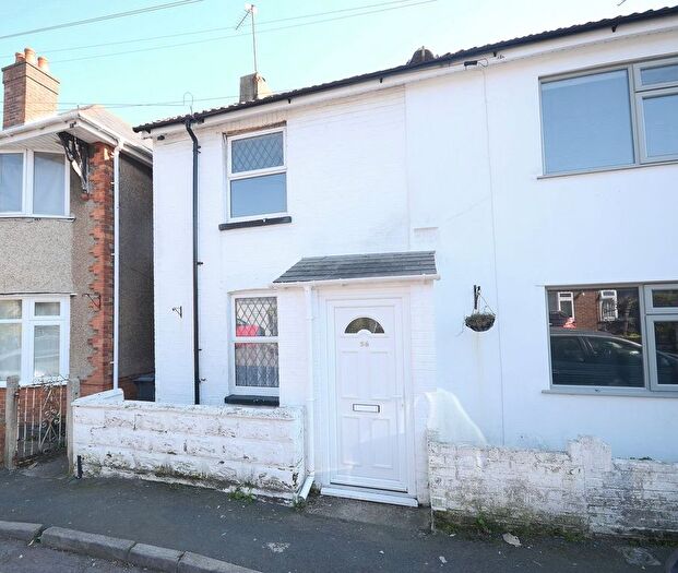 2 Bedroom Semi-detached House For Sale In Spring Road, Bournemouth, BH1
