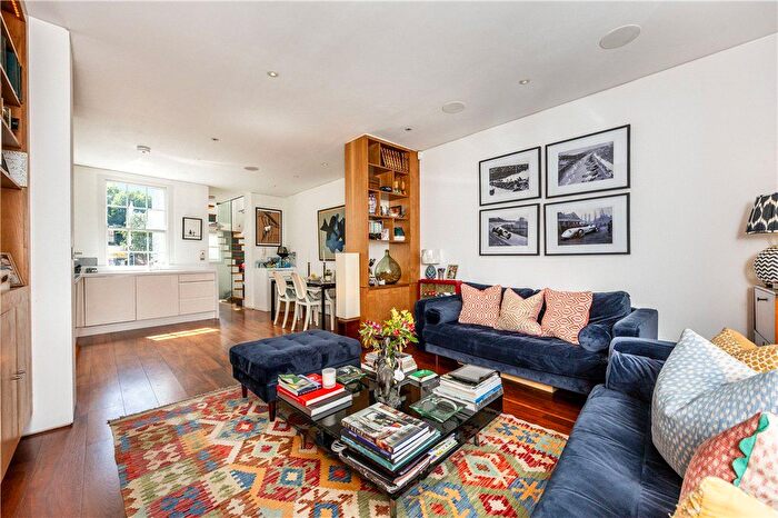 3 Bedroom Terraced House For Sale In Wallgrave Road, London, SW5