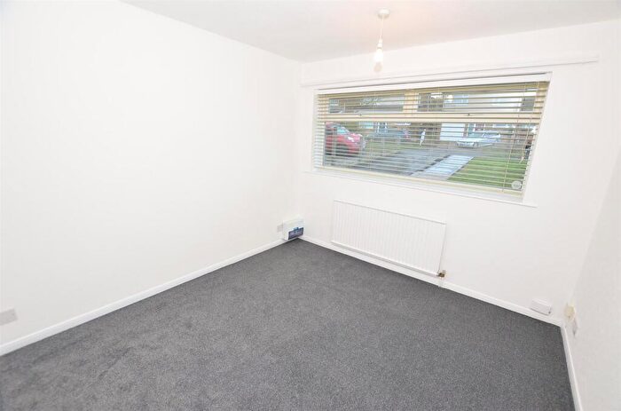 2 Bedroom Detached Bungalow To Rent In Lambourn Drive, Allestree, Derby, DE22