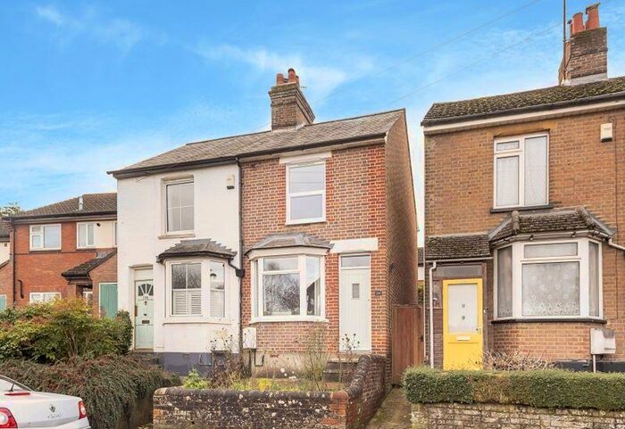 2 Bedroom House To Rent In Bois Moor Road, Chesham, HP5