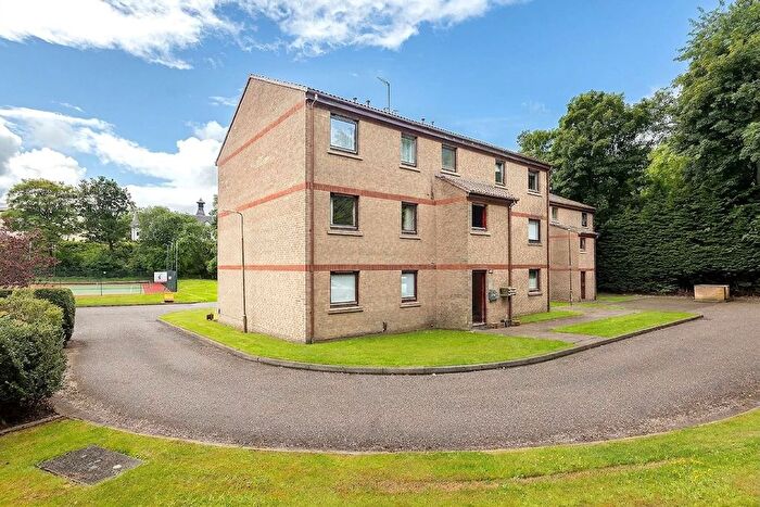 2 Bedroom Flat For Sale In Baron's Hill Court, Linlithgow, EH49
