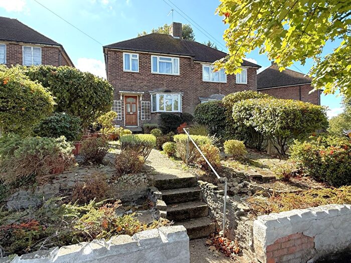 2 Bedroom Semi-Detached House For Sale In Grove Road, Cockfosters, EN4