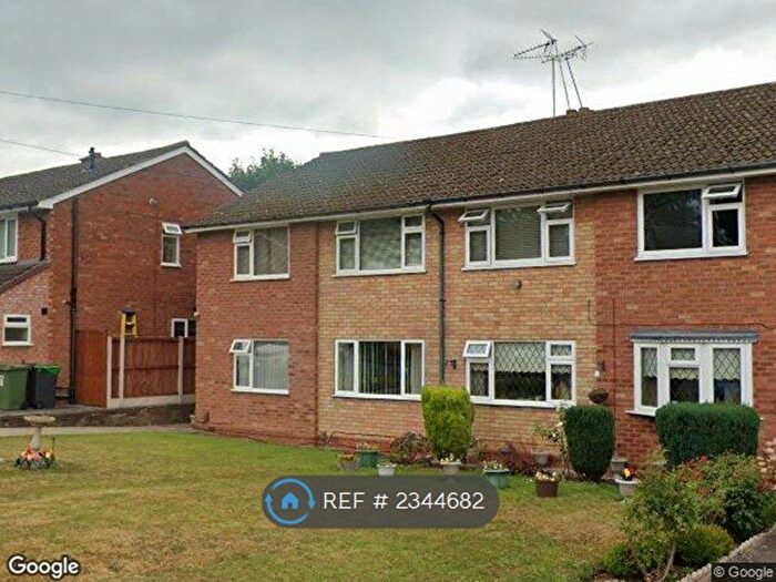 2 Bedroom Maisonette To Rent In Malfield Avenue, Redditch, B97