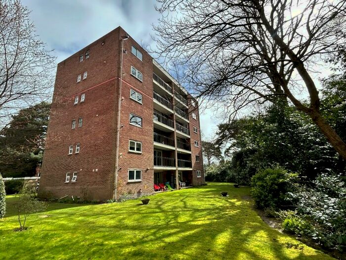 2 Bedroom Apartment To Rent In The Avenue, Poole, Dorset, BH13