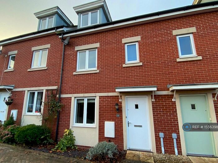 3 Bedroom Terraced House To Rent In Railway Walk, Frome, BA11