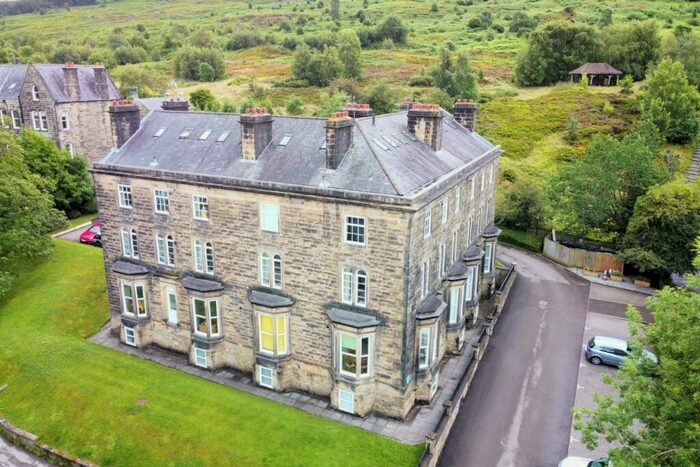 2 Bedroom Flat To Rent In Hillside Court, Crossbeck Road, Ilkley, LS29