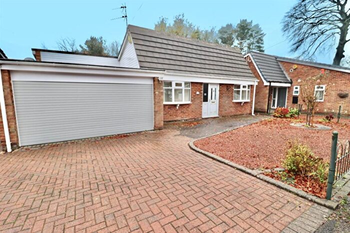 3 Bedroom Detached Bungalow For Sale In Hunter Road, Elloughton, HU15