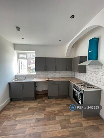 2 Bedroom Flat To Rent In Greenway Road, Birkenhead, CH42