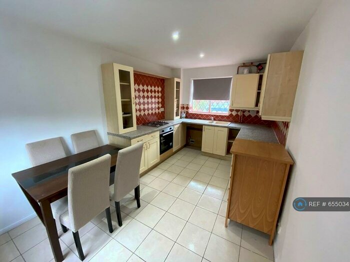 2 Bedroom Terraced House To Rent In Colton, Leeds, LS15