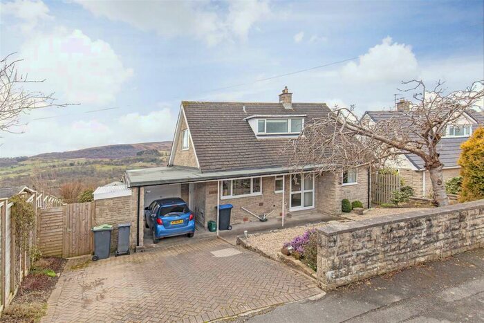 4 Bedroom Detached House For Sale In Ranmoor Lane, Hathersage, Hope Valley, S32