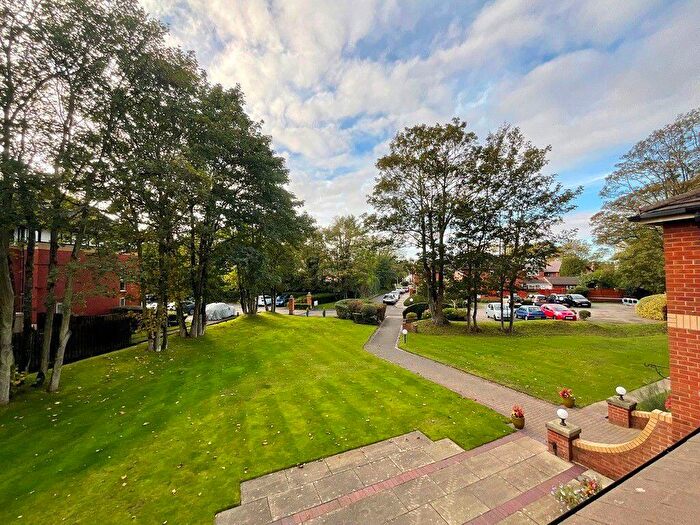1 Bedroom Flat For Sale In Chase Close, Southport, PR8