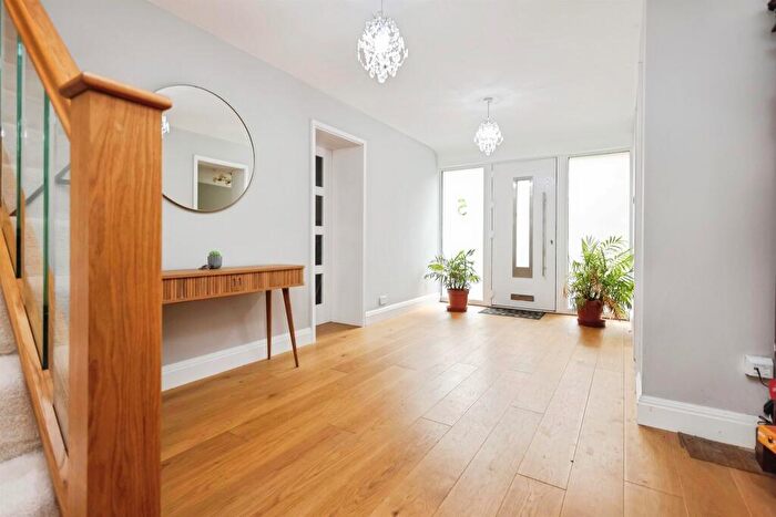5 Bedroom Detached House For Sale In Greening Drive, Edgbaston, Birmingham, B15