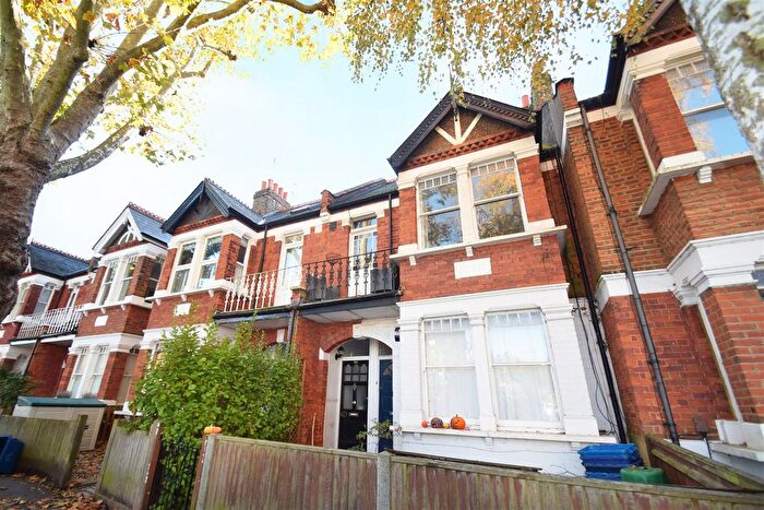 3 Bedroom Maisonette To Rent In Sidney Road, St Margarets, TW1