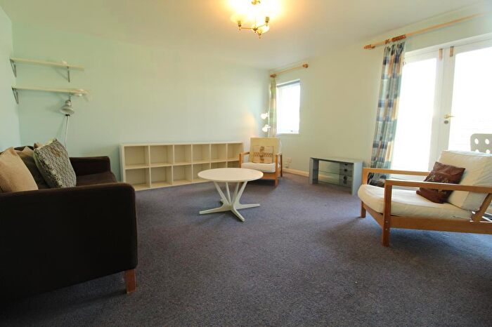 2 Bedroom Flat To Rent In Linksfield Road, Aberdeen, AB24