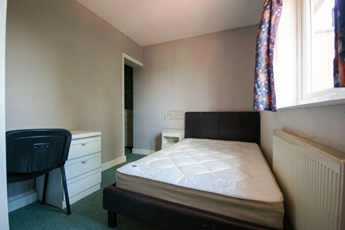 5 Bedroom Terraced House To Rent In Rookery Road, Selly Oak, Birmingham, B29