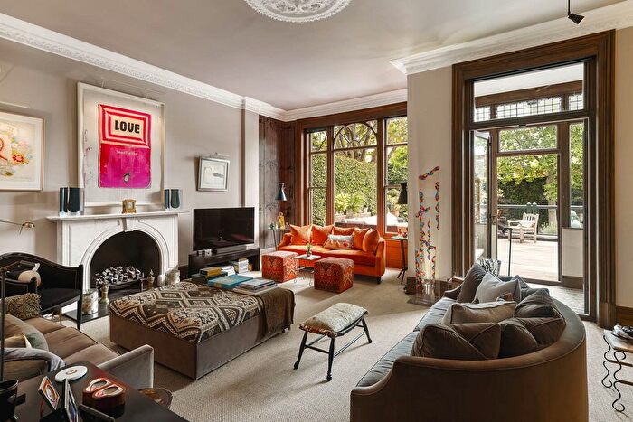 3 Bedroom Flat For Sale In Daleham Gardens, London, NW3