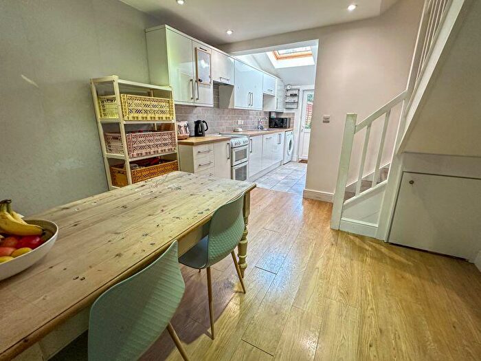 2 Bedroom End Of Terrace House For Sale In Bishops Waltham, SO32