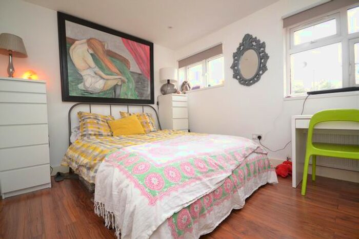 4 Bedroom Detached Bungalow To Rent In Norfolk Close, St Margarets, Twickenham, TW1