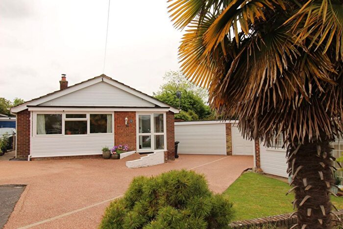 3 Bedroom Detached Bungalow For Sale In Chapel Close, Wrestlingworth, SG19