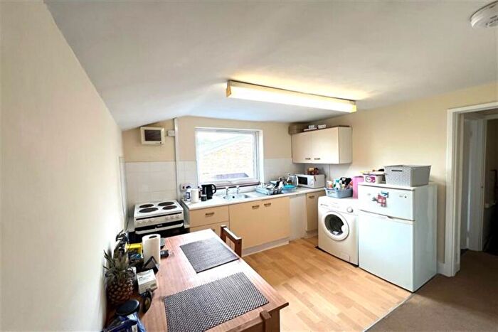 Flat To Rent In Headington, Oxford, Oxford, OX3