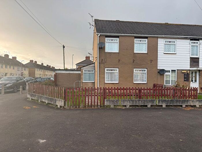 3 Bedroom Terraced House For Sale In Maesglas Street, Newport, Gwent, NP20