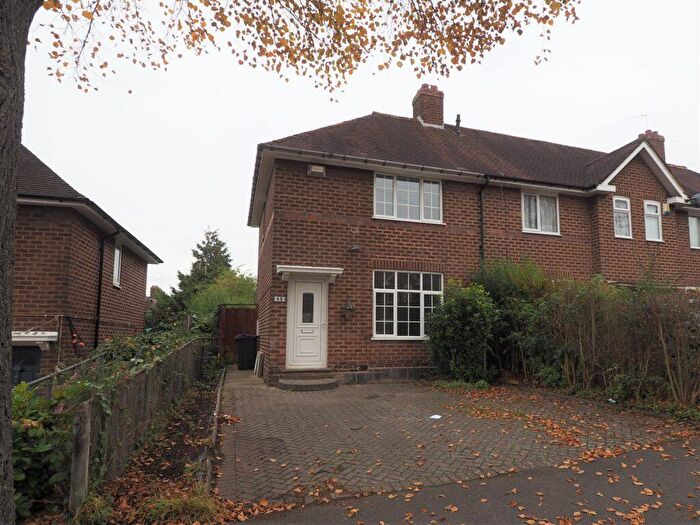 2 Bedroom Semi-Detached House To Rent In Elderfield Road, Kings Norton, B30
