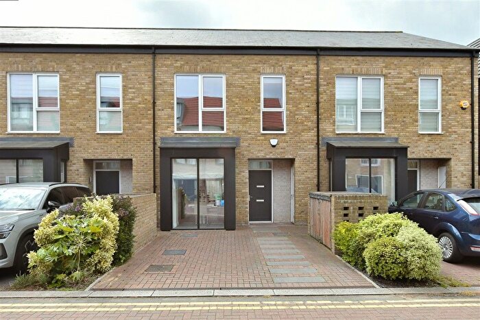3 Bedroom Terraced House For Sale In Thalia Way, Rochester, Kent, ME1