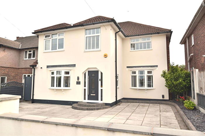 4 Bedroom Detached House For Sale In Queens Drive, Prenton, CH43