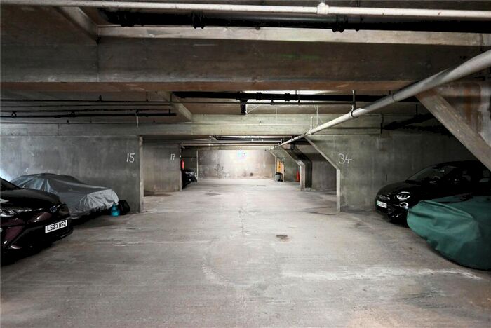 Garage / Parking To Rent In Albany Street, London, NW1