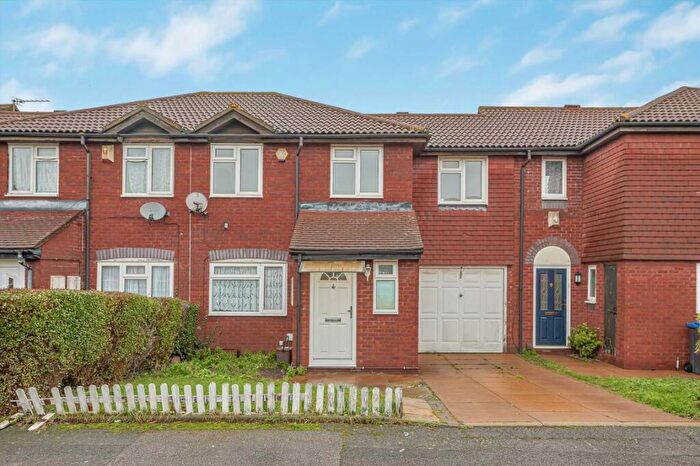 4 Bedroom House To Rent In Goodwin Close, Colliers Wood, CR4