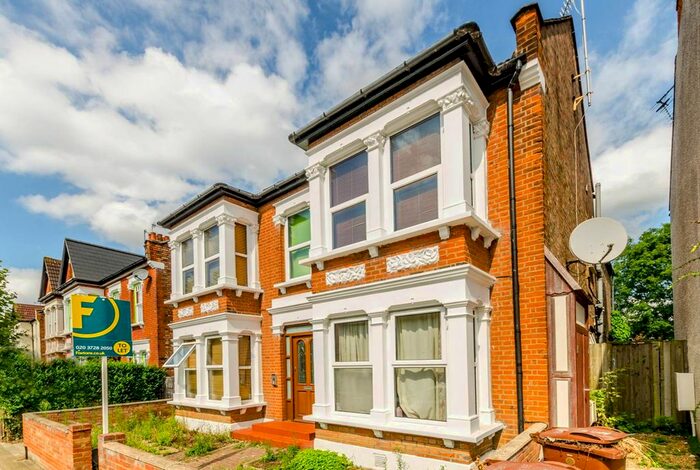 Studio To Rent In Vaughan Road, West Harrow, Harrow, HA1