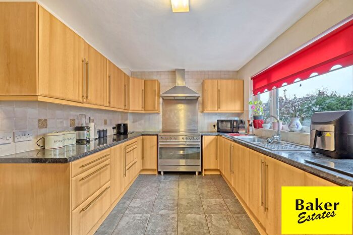 3 Bedroom End Of Terrace House For Sale In Edward Road, Chadwell Heath, RM6