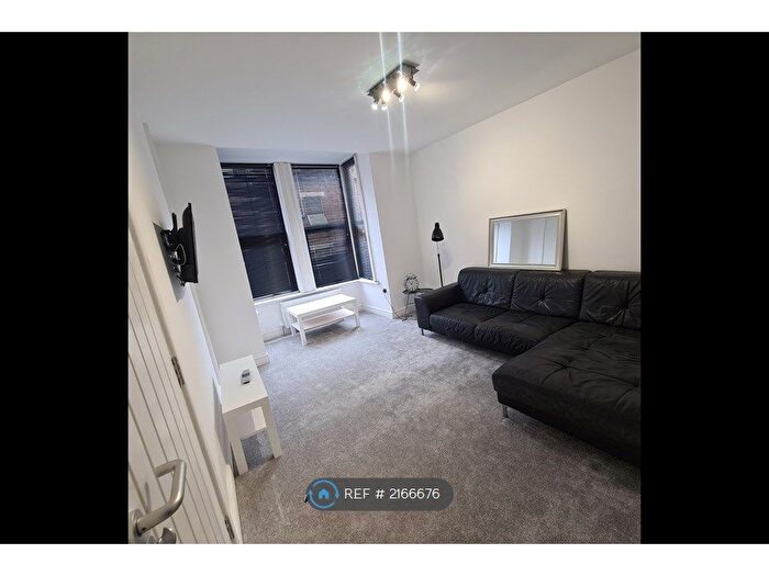 1 Bedroom Flat To Rent In Glossop Street Apartments, Leeds, LS6