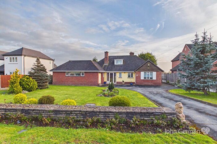 2 Bedroom Detached Bungalow For Sale In Main Street, Barton-under-Needwood, DE13