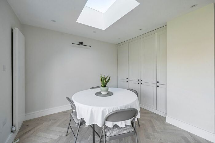 4 Bedroom Semi-detached House To Rent In Peareswood Gardens, Stanmore, HA7