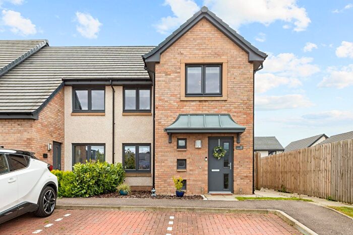 3 Bedroom End Of Terrace House For Sale In Rosebank Avenue, Denny, Falkirk, FK6