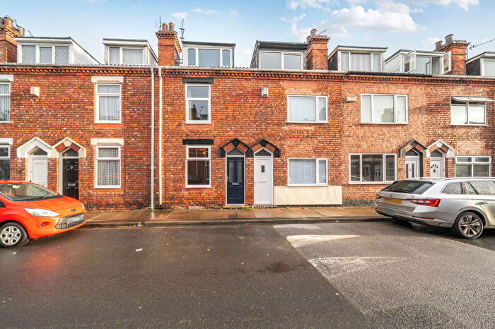 3 Bedroom Terraced House For Sale In Manuel Street, Goole, DN14