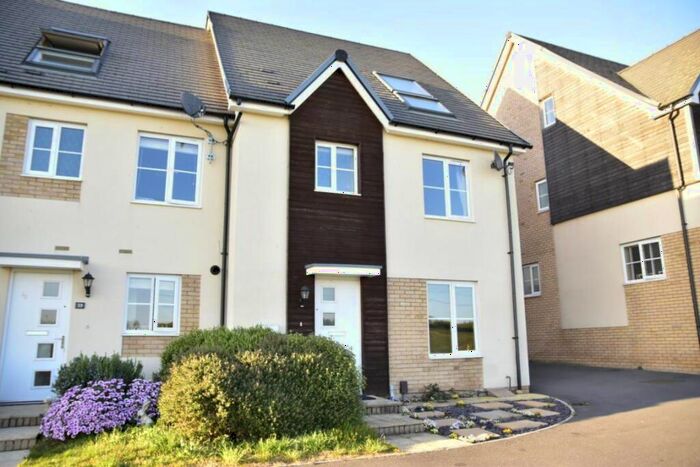 4 Bedroom House To Rent In Osprey Drive, Leighton Buzzard, LU7