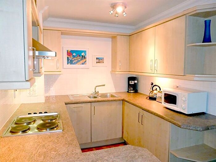 1 Bedroom Flat For Sale In Fitzroy Street, Fitzrovia, T, W1