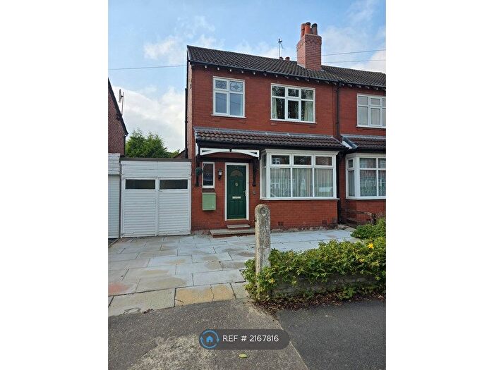 3 Bedroom Semi-Detached House To Rent In Bonis Crescent, Stockport, SK2