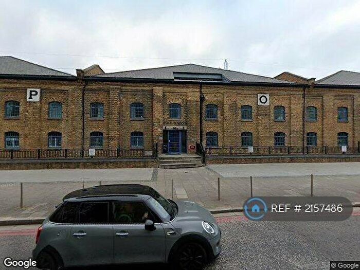 2 Bedroom Flat To Rent In The Grainstore, London, E16