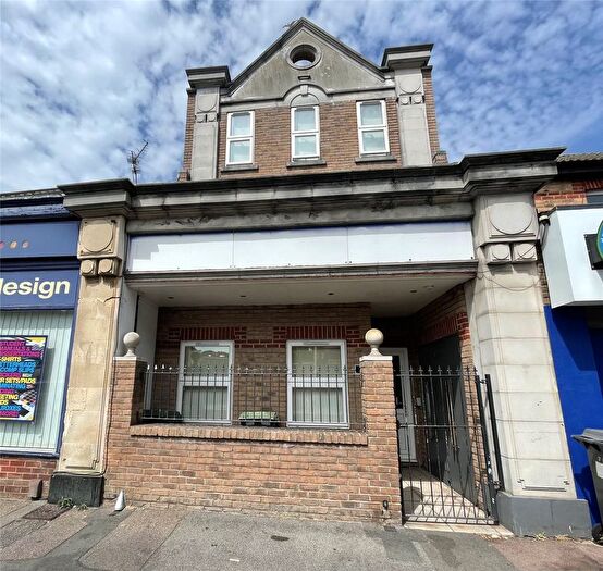 1 Bedroom Flat For Sale In Christchurch Road, Bournemouth, Dorset, BH7