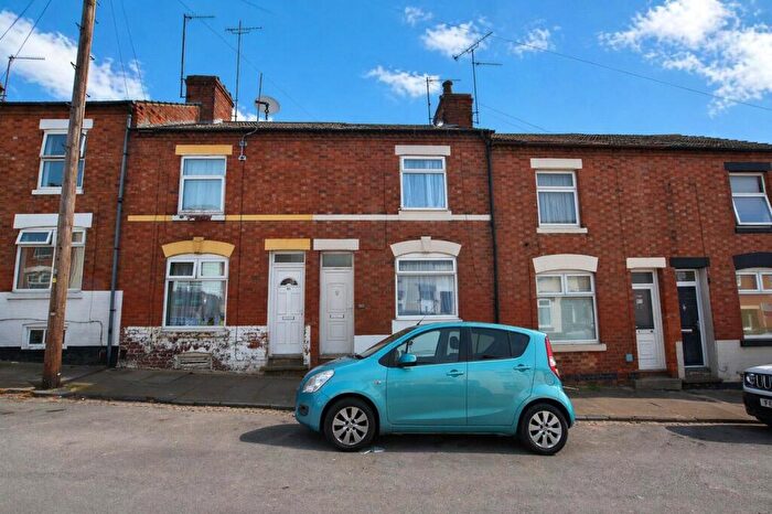2 Bedroom Terraced House For Sale In Lower Hester Street, Semilong, Northampton, NN2