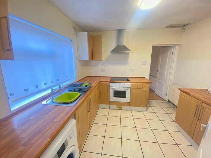 2 Bedroom Semi-Detached House To Rent In Lowther Street, Coventry, CV2